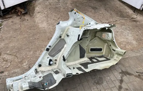 Rear quarter panel