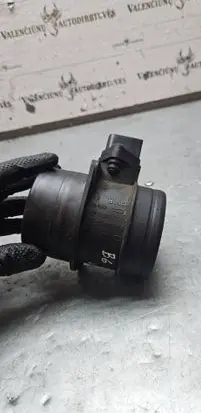 Volkswagen Golf III Mass air flow meter 0281002461 074906461B