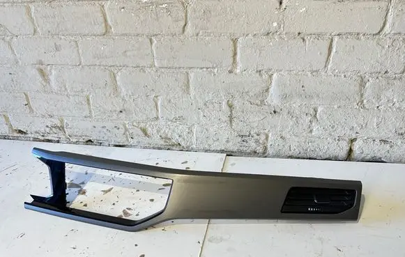 Volkswagen Polo VI Dashboard side end trim