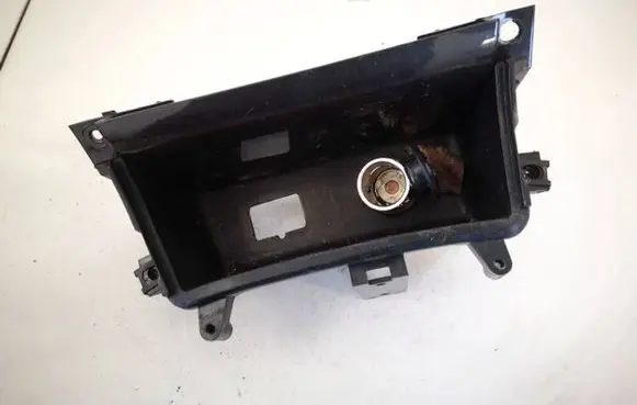 Car ashtray