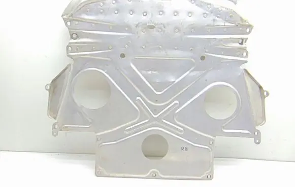 Audi R8 4S Engine splash shield/under tray 4S0825203D