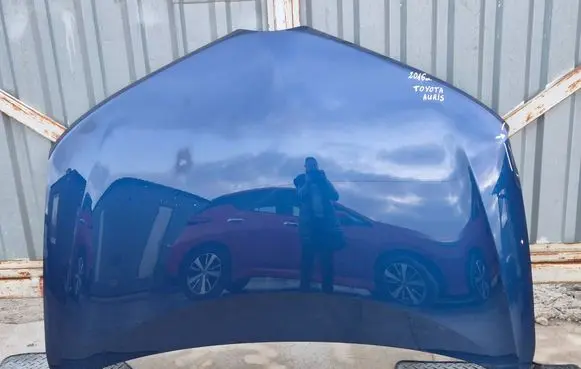 Toyota Auris E180 Engine bonnet/hood