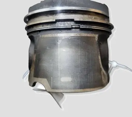 Volvo V70 Piston D5244T4