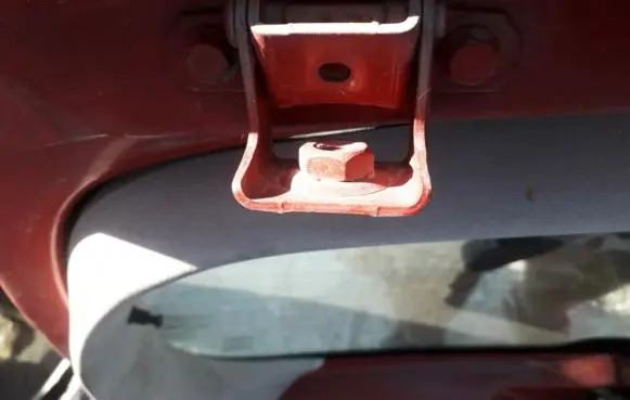 Fiat Stilo Tailgate/trunk/boot hinge