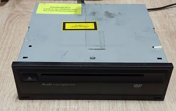 Audi A6 S6 C6 4F Navigation unit CD/DVD player 4E0919887C 4E0910887L