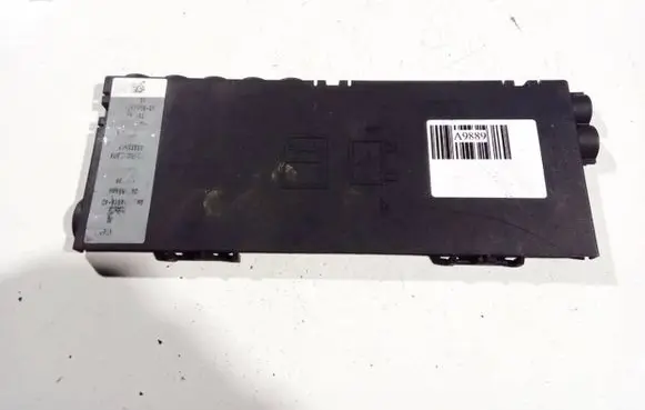 Jaguar XF Fuse box cover p00108583 ex53-14a076-fa