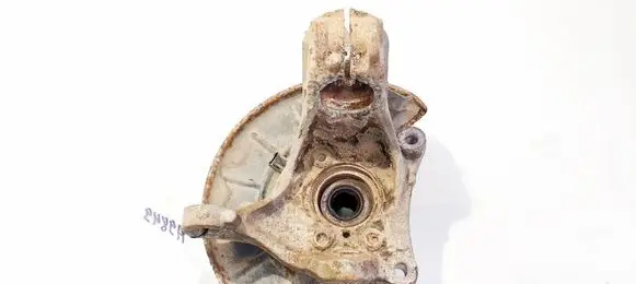 Volkswagen PASSAT B6 Front wheel hub