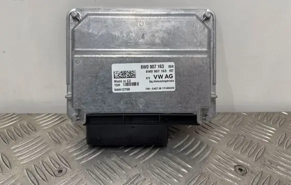 Audi A4 S4 B9 8W Gearbox control unit/module 8W0907163