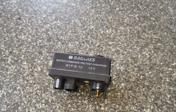 Glow plug pre-heat relay