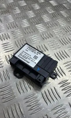 Mercedes-Benz E C207 W207 Fuel injection pump control unit/module A2124400414