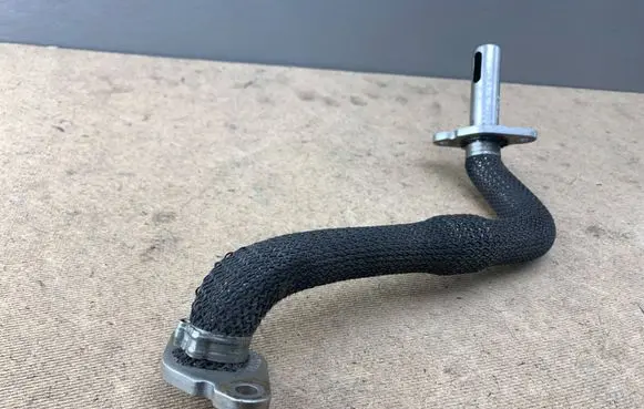 BMW 1 E81 E87 EGR valve line/pipe/hose 7563242 11717563242