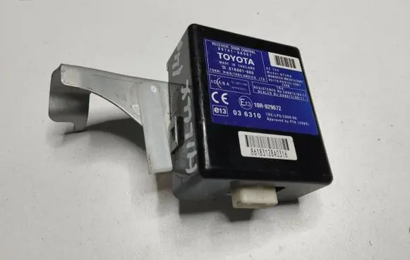 Toyota Hilux (AN10, AN20, AN30) Door control unit/module 897410K061 61B801000 86183128A0316