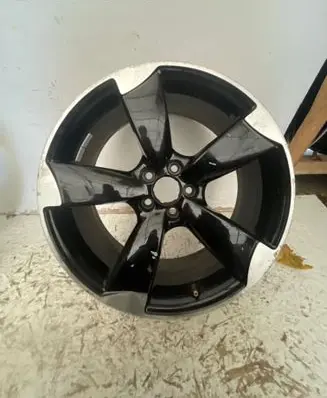 Audi A1 R18 alloy rim 