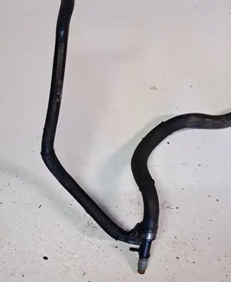 BMW 5 E60 E61 Fuel injector supply line/pipe 2000753C