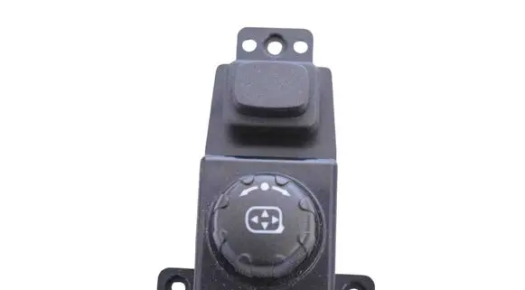 SsangYong Korando Wing mirror switch 201006242