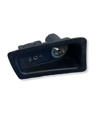BMW 1 E81 E87 AUX in-socket connector 9110410