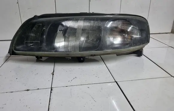 Volvo S60 Headlight/headlamp 8693577 89007859