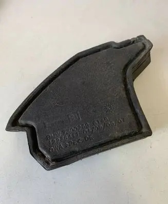 BMW X1 E84 Fender foam support/seal 7300259 51487300259