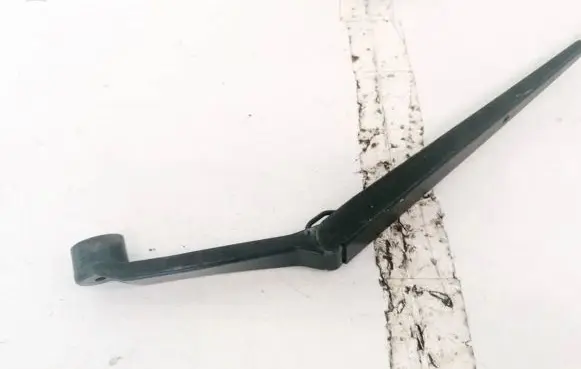 Fiat Sedici Front wiper blade arm