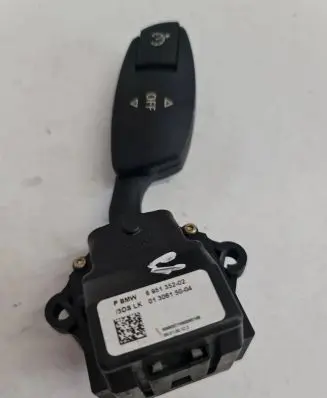 BMW 5 E39 Cruise control switch 695135202 0130615004 SN0007060090198