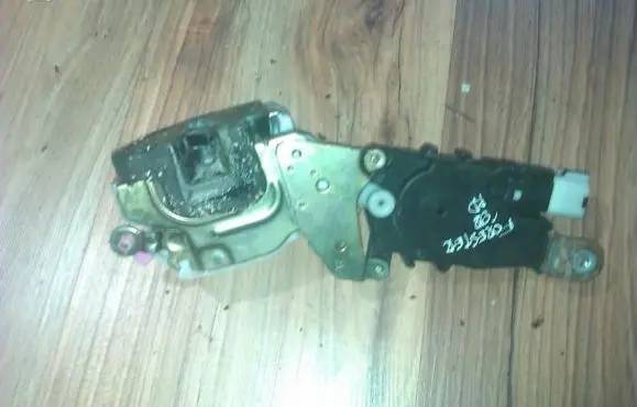 Subaru Forester SF Front door lock