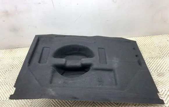 Renault Megane III Trunk/boot floor carpet liner 849608877R
