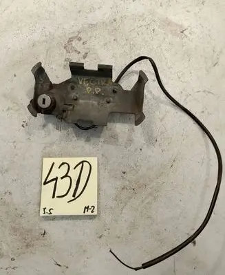 Opel Vectra B Tie down hook / loop 4913333