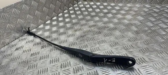 Opel Astra H Front wiper blade arm 13111220