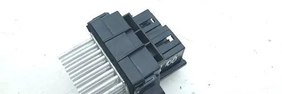 Heater blower motor/fan resistor