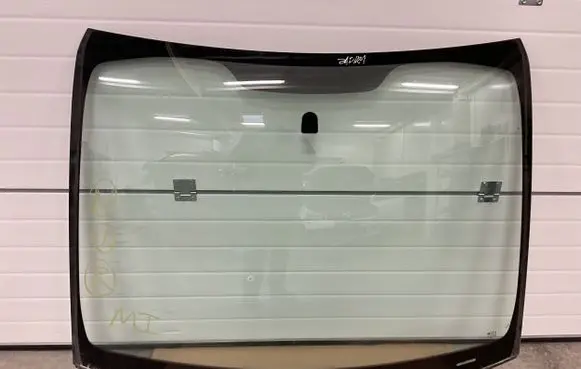 Opel Zafira C Front windscreen/windshield window 