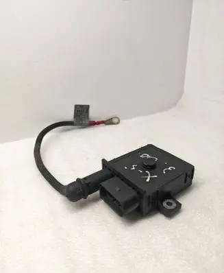 BMW X5 E53 Glow plug pre-heat relay 715115 0522140101 E5819S