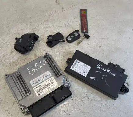 BMW 5 E60 E61 Engine ECU kit and lock set 61359147227 7823420 6954722