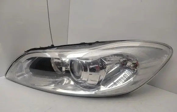 Volvo C30 Headlight/headlamp 44R15