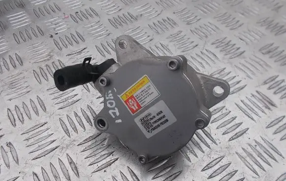 Hyundai i20 Active Vacuum pump 2881007070