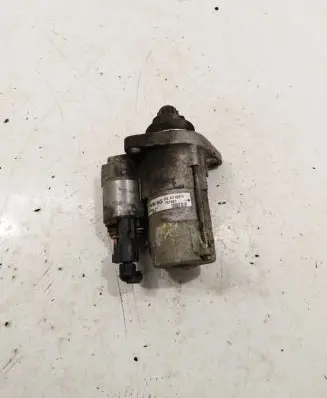 Volkswagen Golf V Starter motor 02Z911023H TS18E1
