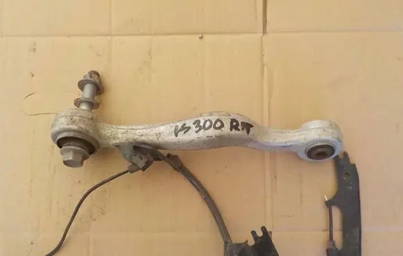 Lexus IS 200-300 Rear control arm 65566556