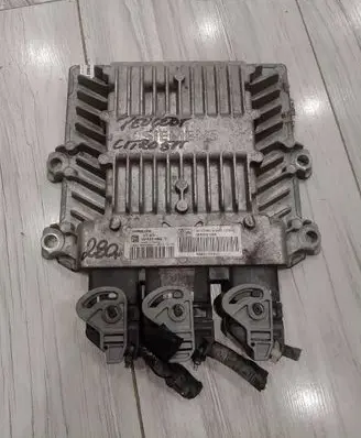 Peugeot 107 Engine control unit/module ECU