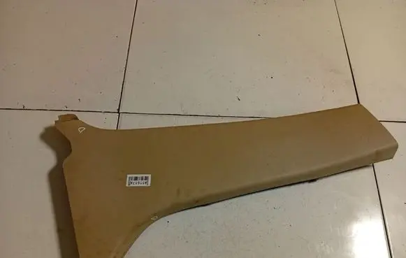 Toyota Avensis T250 (B) pillar trim (top) 6241305030