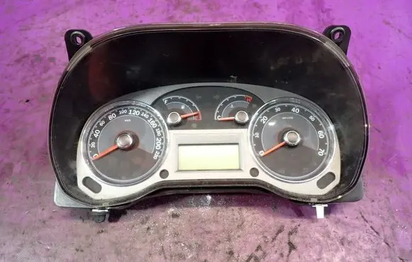 Fiat Linea Speedometer (instrument cluster) 