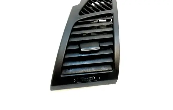 BMW 1 E81 E87 Dashboard side air vent grill/cover trim 7059187