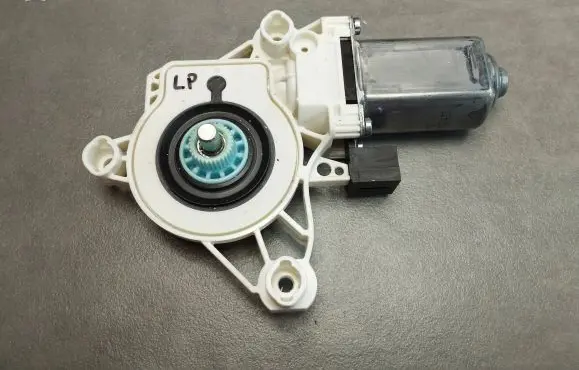 Volkswagen Arteon Front door window regulator motor 4K0959801 C28129101 230430260226