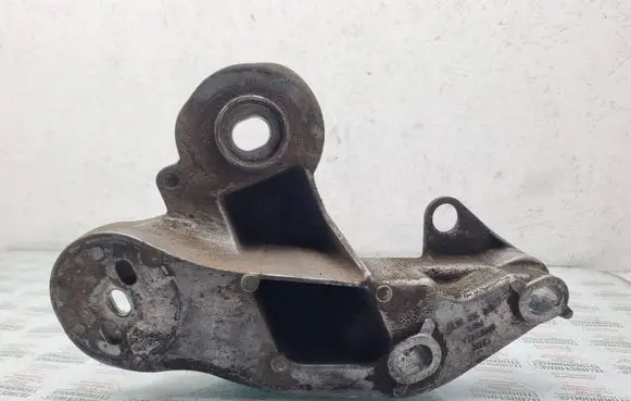Audi A6 S6 C6 4F Engine mounting bracket 4F0199351H