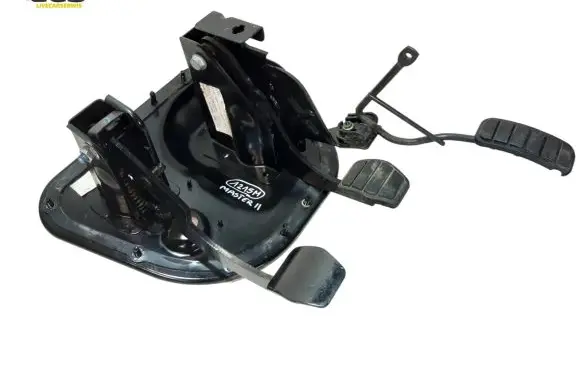 Renault Master II Pedal assembly 7700314878