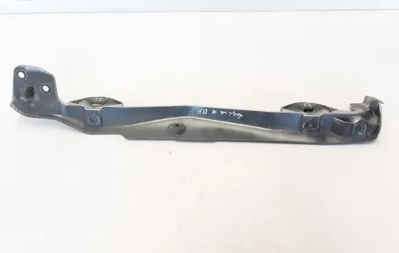 Renault Laguna III Fender mounting bracket 901260001R
