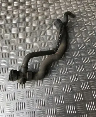 Audi A4 S4 B7 8E 8H Engine coolant pipe/hose 8E0121049L