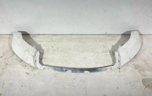Audi Q3 8U Front bumper lip 8U0807061P