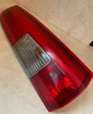 Volvo V70 Rear/tail lights 9154494
