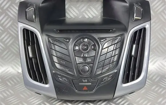 Ford Focus Head unit multimedia control AM5T-18K811-CE