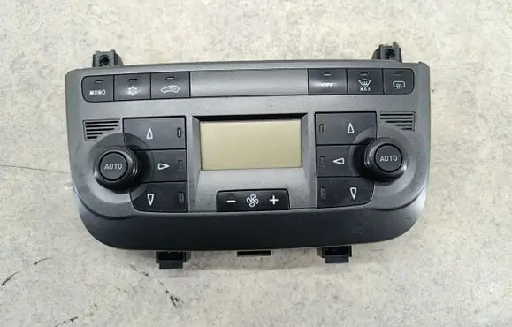 Fiat Grande Punto Climate control/heater control trim 735419793