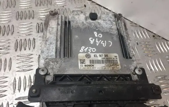 Volkswagen PASSAT B6 Engine control unit/module 03L907309 8130